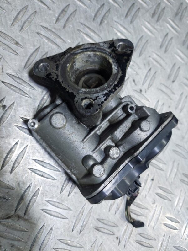 Supapa Valva EGR Renault Nissan 1.5dci euro 6 K9K646 cod 8201143495