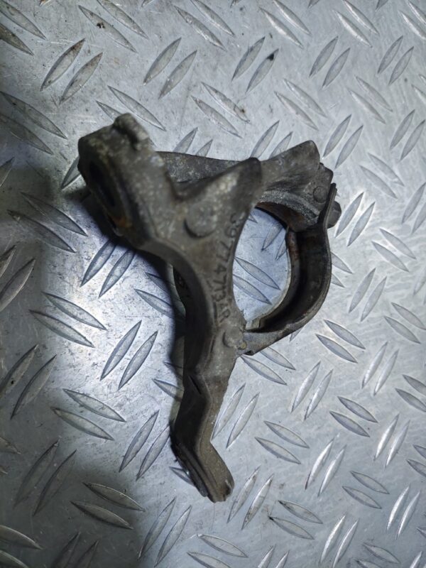 Suport planetara dreapta Renault Nissan 1.5dci euro 6 K9K646 cod 397747134R