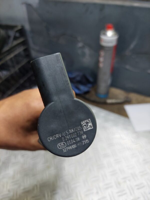 Rampa injectoare BMW E65 3.0D cod M57 306D3 cod  0445216015 779551403