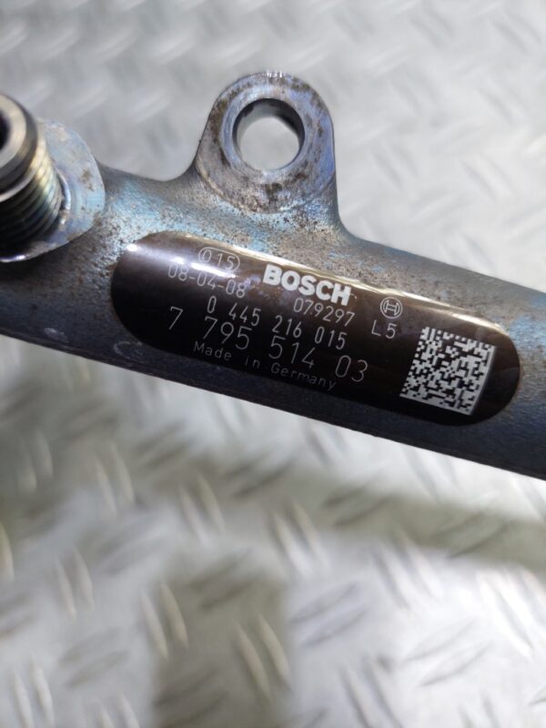 Rampa injectoare BMW E65 3.0D cod M57 306D3 cod  0445216015 779551403