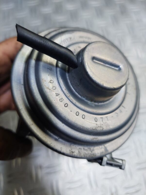 Supapa EGR  BMW E65 3.0D cod M57 306D3 cod 70045000