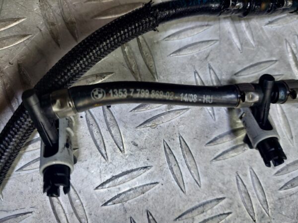 Rampa retur injectoare BMW E65 3.0D cod M57 306D3 cod 779986802