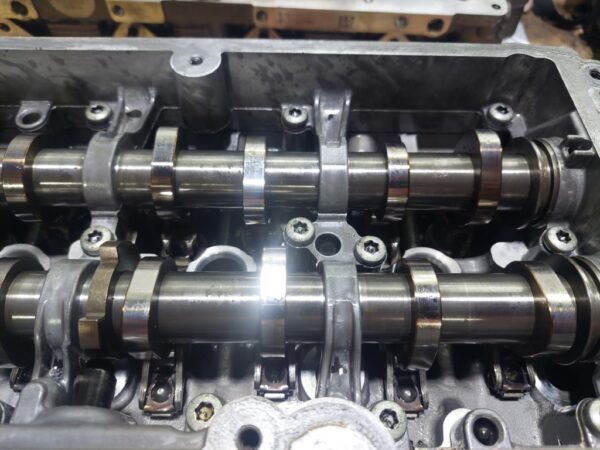 Semichiulasa cu axe came Volkswagen 1.6 TDI cod 04L103292F 04L103308C