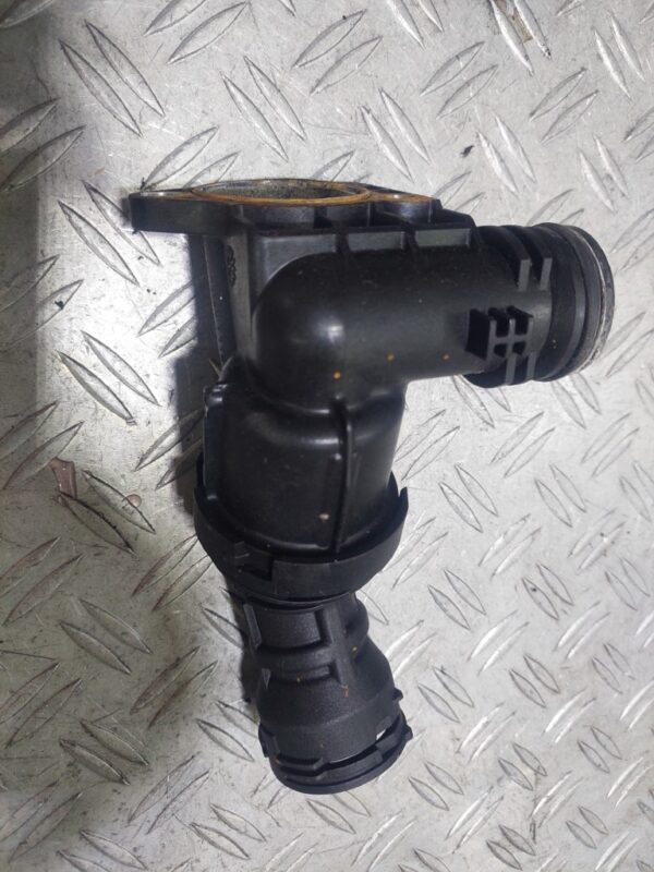 Corp termostat Volkswagen Golf VII cod motor CLH 1.6 TDI cod 04L121111