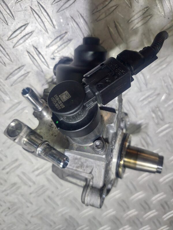 Pompa inalte injectie BMW F20 Biturbo cod B47D20B 2.0 D cod 8514138