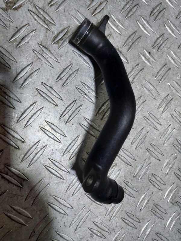 Conducta apa BMW seria 5 E60 2.0 D N47D20A cod 7800583