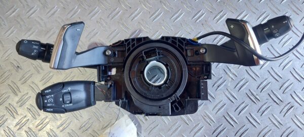 Bloc manete semnalizare stergator parbriz tempomat padele spira Peugeot 3008 cod 96756731ZD