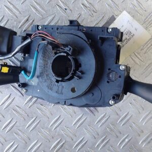 Bloc lumini cu manete si spira airbag Peugeot 207 2006 cod 96657288XT