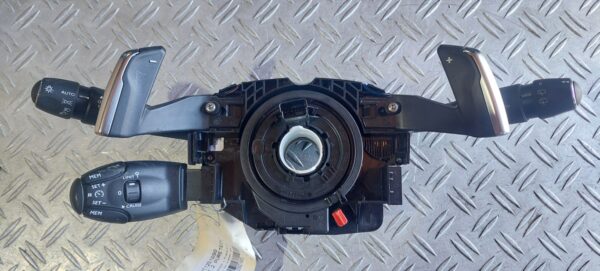 Bloc manete semnalizare stergator parbriz tempomat padele spira Peugeot 3008 2 2016 - 2020 cod 96756731ZD