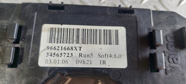 20250702_193954.jpg Bloc lumini cu manete Citroen C4 cod 96621668XT