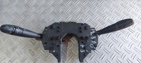 Bloc lumini cu manete Citroen C5 cod 96720602XT