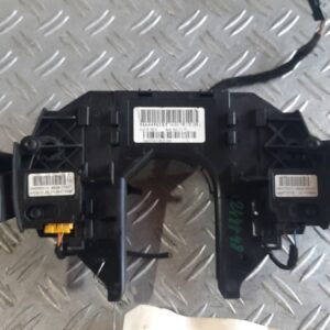 20250702_200305.jpg Bloc lumini cu manete Citroen C4 Picasso cod 96655323XT