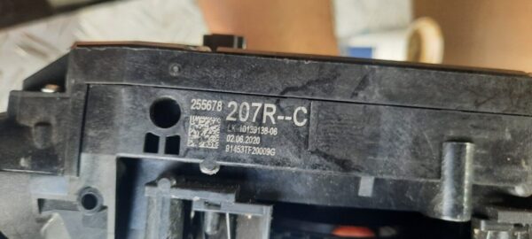 Bloc lumini cu manete si spira airbag Dacia Duster 2019 cod 255540638R