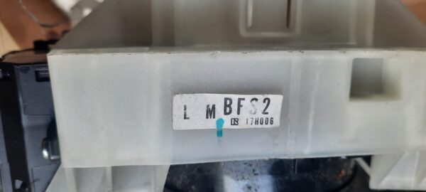 20250702_204156-rotated-1.jpg Bloc lumini cu manete si spira airbag Mazda 3