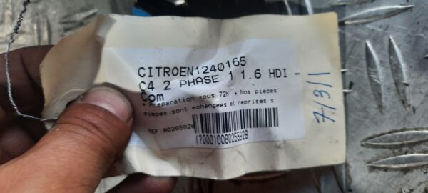 20250702_204615.jpg Bloc lumini cu manete si spira airbag Citroen C4 / Citroen DS4 cod 98000223XT