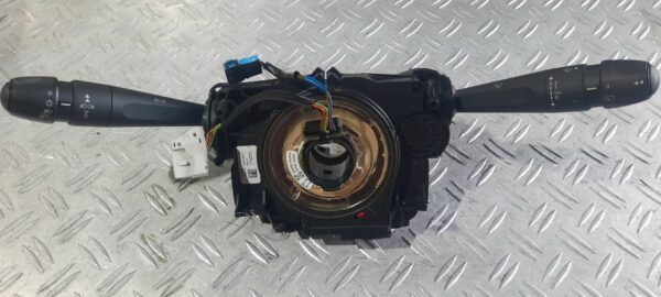 Bloc lumini cu manete si spira airbag Citroen C4 Cactus cod 98046101ZD