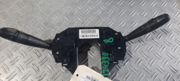 Bloc lumini cu manete Citroen C4 Grand Picasso cod 96644965XT