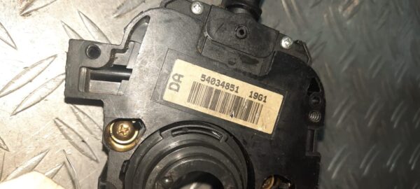 Bloc lumini cu manete si spira airbag Nissan Primera cod 54034851