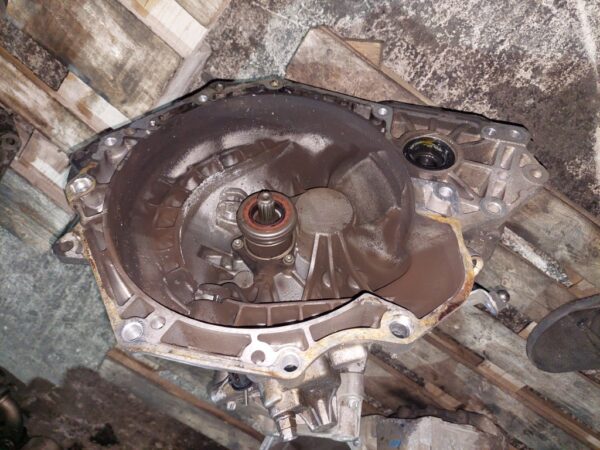 Cutie viteze manuala 5 Trepte Opel Corsa D 1.2 Benzina cod motor A12XER cod 55565177