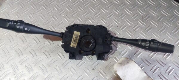 Bloc lumini cu manete si spira volan Nissan Almera II cod 54034851