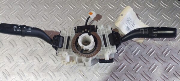 Bloc lumini cu manete si spira volan Mazda 6 2007 cod 5 GR1T 17E543