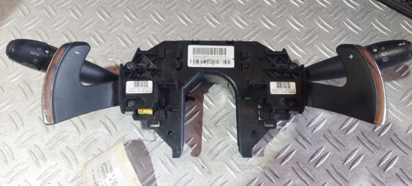 20250719_174635.jpg Bloc lumini cu manete + padele Citroen C4 Picasso UD 2007-2013 cod 96656018XT