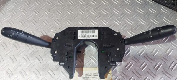 20250719_174709.jpg Bloc lumini cu manete Citroen C4 Picasso cod 96656018XT