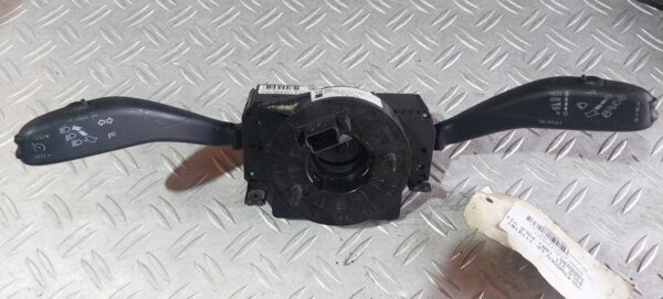Bloc lumini cu manete si spira volan VW Polo cod 6Q0 953 503 EJ