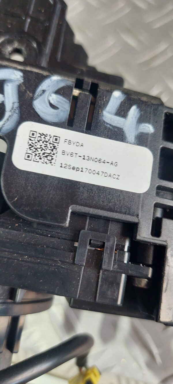 Bloc lumini cu manete si spira volan Ford Focus 3 2012 cod BV6T-13N064-AG