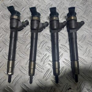 20250724_200950.jpg Injector RENAULT Scénic III (JZ0/1_) 1.6 DCI R9M413 cod 0445110 546 / HML6T1205R