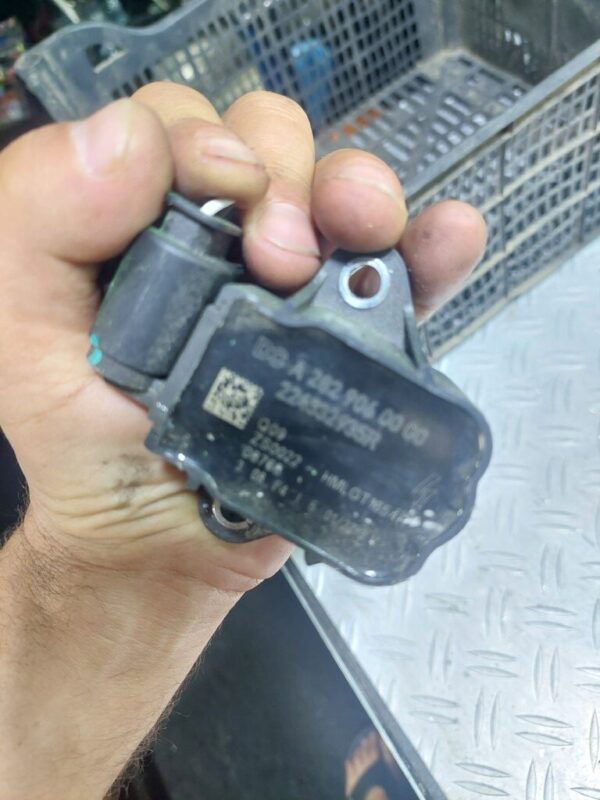Bobina de inductie RENAULT Captur (J5_, H5_) 1.3 TCe cod motor H5HA490 H5H49 cod A2829060000