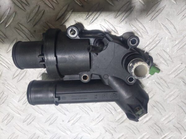 20250724_192511-rotated-1.jpg Termostat LAND ROVER Range Rover Evoque (L538) 2.2 D 224DT cod: 9657182080