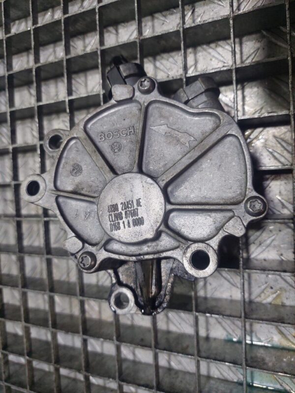 20250725_180524-rotated-1.jpg Pompa vacuum PEUGEOT 407 2.7 HDI PSA cod motor UHZ 204 Cp cod : 4R8Q2A451AE