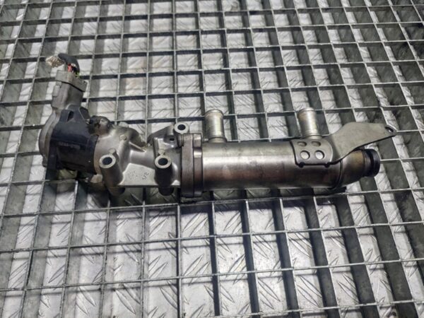 Racitor gaze Citroen C6 2.7 HDI Bi-Turbo 2.7 HDI PSA cod motor UHZ 204 Cp cod : 4U3Q9Y493BJ