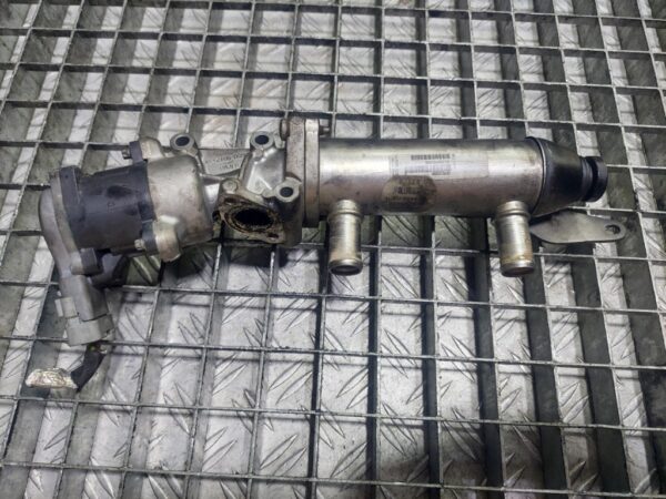 Racitor gaze Citroen C6 2.7 HDI Bi-Turbo 2.7 HDI PSA cod motor UHZ 204 Cp cod : 4U3Q9Y493BJ