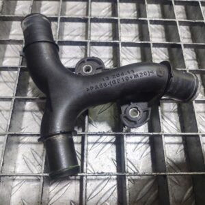 Conducta lichid racire Peugeot 407 2.7 HDI PSA cod motor UHZ 204 Cp cod : 1320411