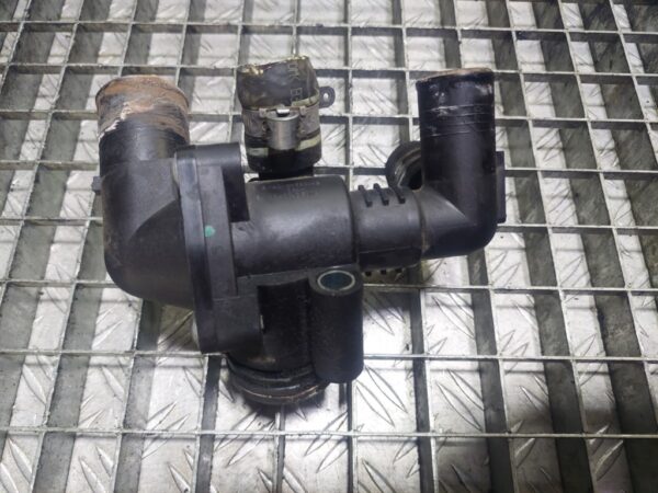 20250725_184448.jpg Termostat PEUGEOT Boxer Bus (250) 2.2 HDI cod 4H03 cod : BK2Q8A586AB