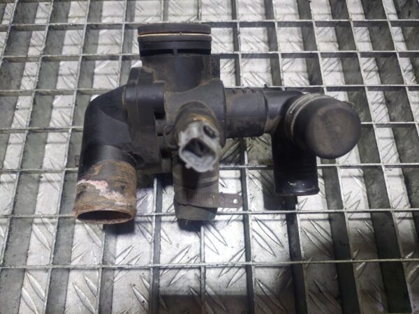 20250725_184451.jpg Termostat PEUGEOT Boxer Bus (250) 2.2 HDI cod 4H03 cod : BK2Q8A586AB