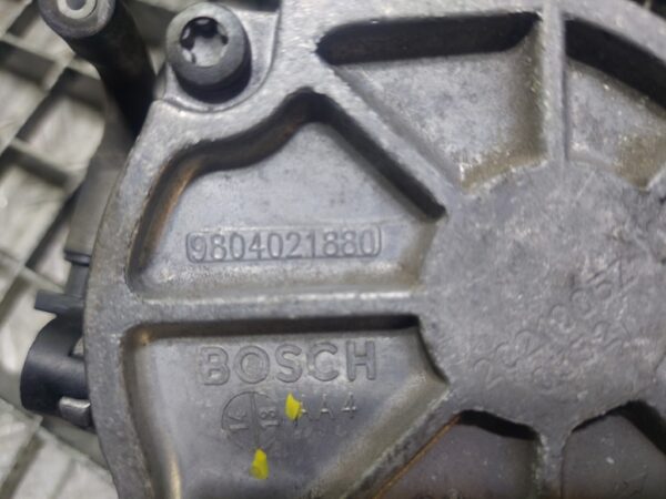 20250725_192007.jpg Pompa vacuum FORD Galaxy Mk2 (WA6) MPV 1.5 TDCI cod motor UGJC cod : 9804021880