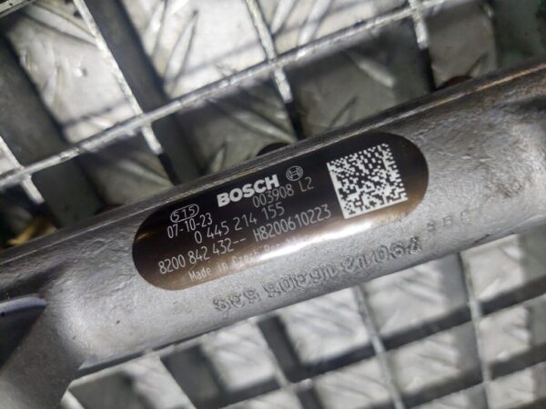 Rampa injectoare RENAULT Laguna 3 coupe M9R742 2.0 DCI cod : 0445214155 / 8200842432