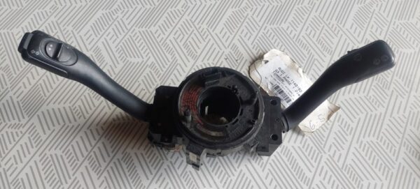 Bloc lumini cu manete si spira volan Audi A4 B5 (8D)  Cod 8LO953513A