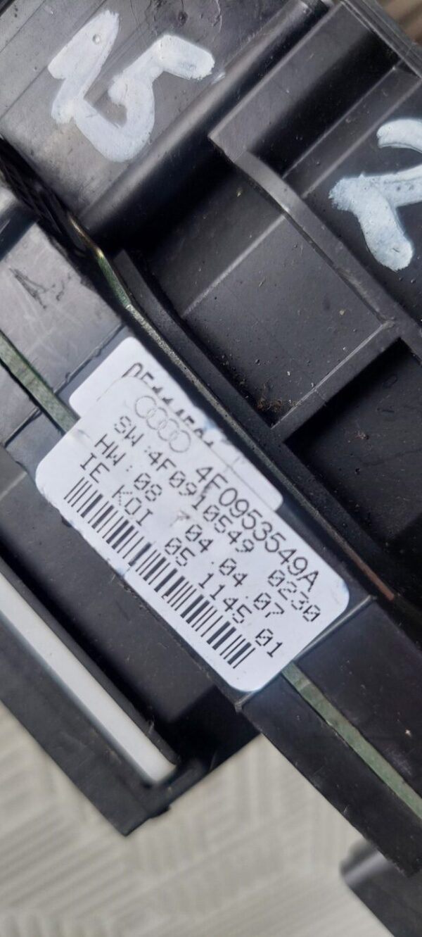 Bloc lumini cu manete si spira volan Audi A6 C6 2.7 Tdi Cod 4F0953549A