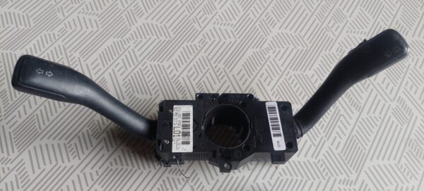 20250728_182417.jpg Bloc lumini cu manete si spira volan Audi A3 (8L1) 1.9 TDI Cod 8L0953513G