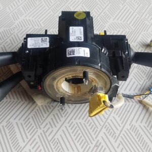 20250728_183017.jpg Bloc lumini cu manete si spira volan Volkswagen Passat B6 3C (2005-2010) 2.0 Motorina Cod 3C9953513R