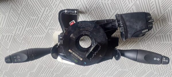 Bloc lumini cu manete si spira volan Ford Fusion (JU) [Fabr 2002-2012] 1.6 tdci Cod 6S6T14A664AA