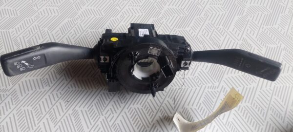 20250728_183344.jpg Bloc lumini cu manete si spira volan Volkswagen Up 2016 Cod 1S0953503AC