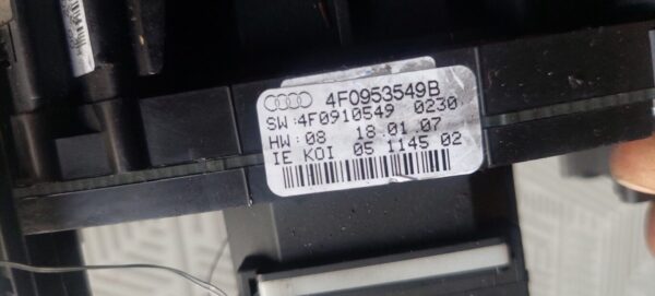 Bloc lumini cu manete si spira volan Audi Q7 3.0 TDI Cod 4F0953549B