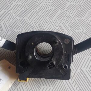 20250728_192748.jpg Bloc lumini cu manete si spira volan Volkswagen Golf IV (MK4 1997-2003) 1.9 Cod 4BO953503G