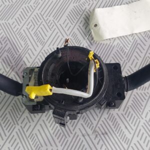 Bloc lumini cu manete si spira volan VW Golf 4 1.6 i Cod 8L0953513
