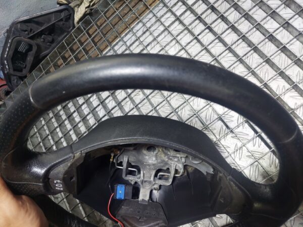 20250818_184931.jpg Volan Peugeot 207 1.6 HDI COD 96585075